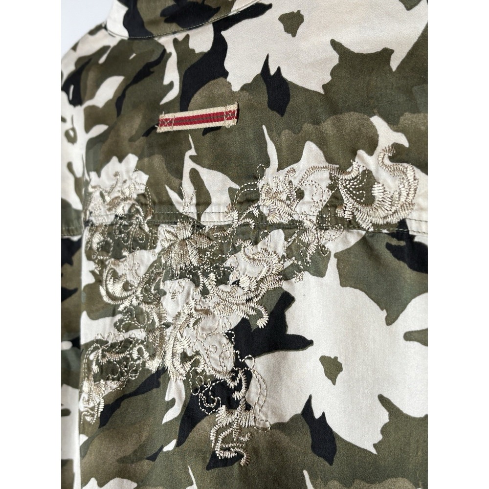 CHICO'S Size 2 (M) Camo Print Cotton Women's Blouse Shirt Top Embroidered - Picture 7 of 12